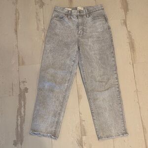 Universal Thread Vintage Straight denim